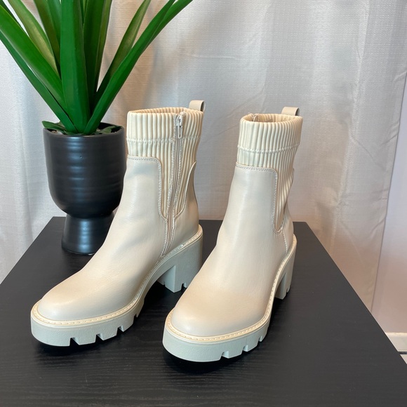 NWT Bar III Chelsea Boots size 8 - Picture 6 of 12